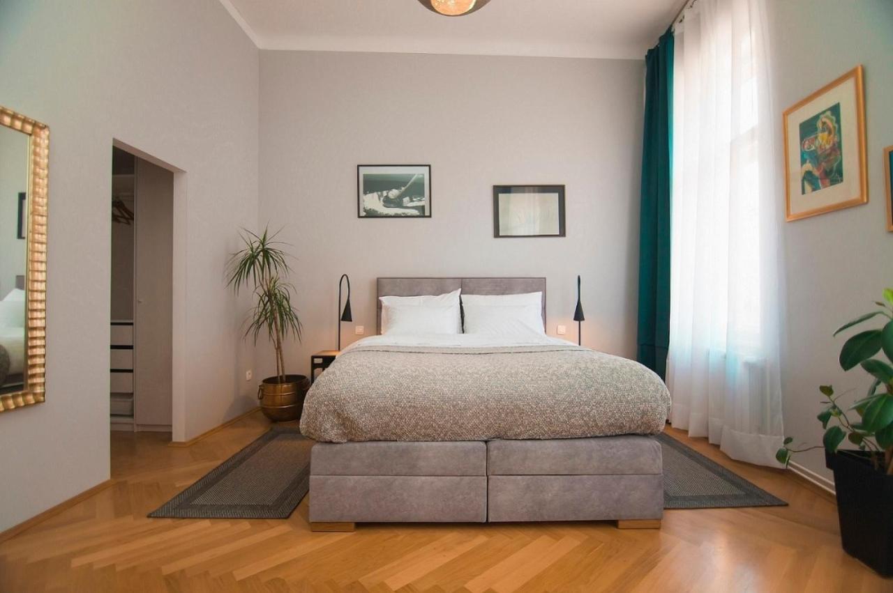 Stross Apartments ซาเกร็บ ภายนอก รูปภาพ